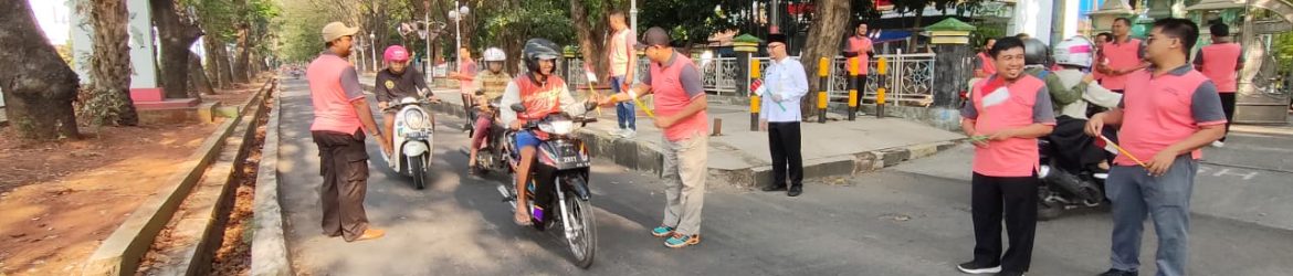 1-pembagian-bendera-dindikbud-2023 (15)
